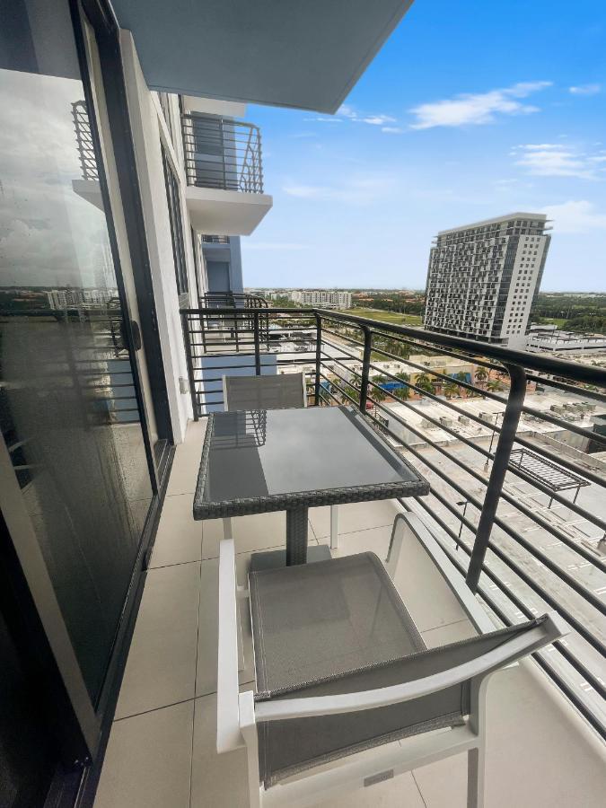 Provident Grand Luxury Short-Term Residences Доръл Екстериор снимка