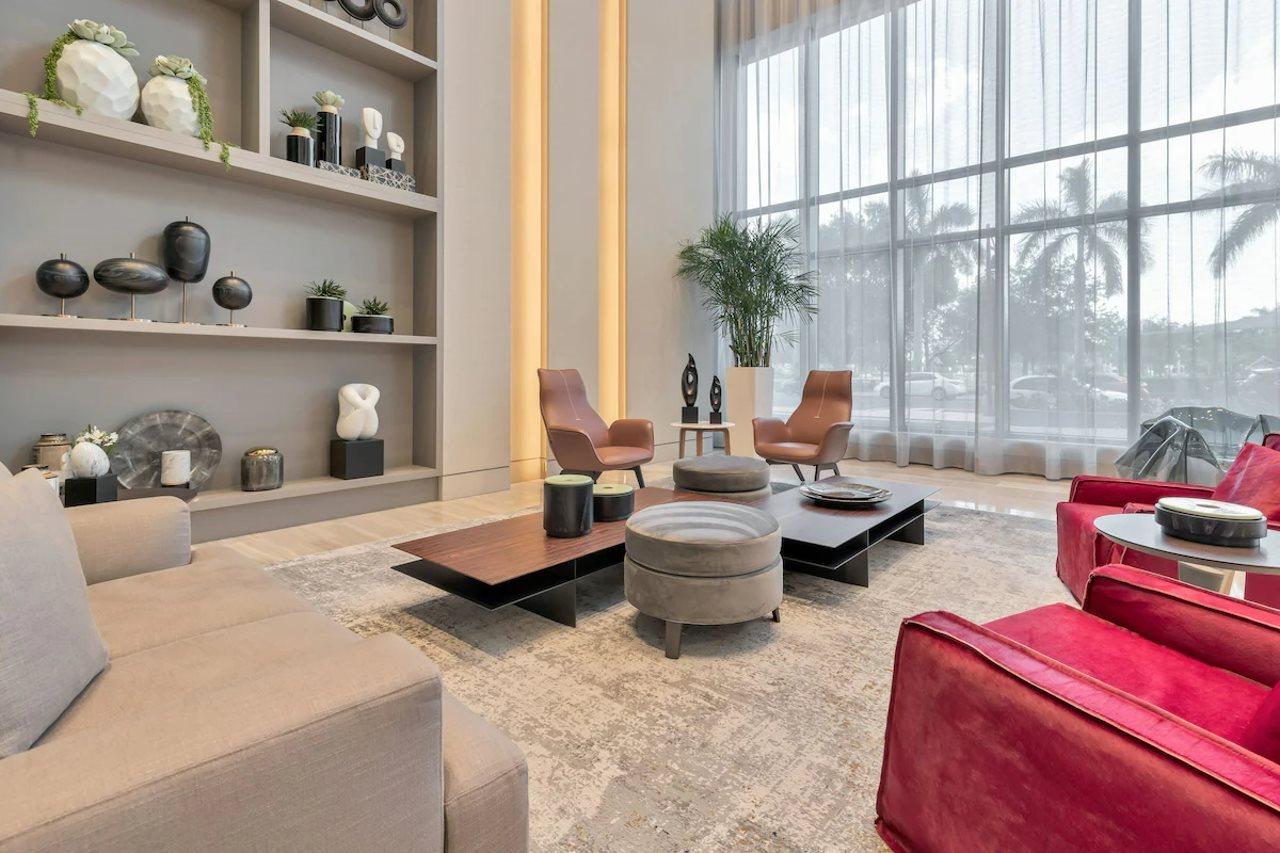 Provident Grand Luxury Short-Term Residences Доръл Екстериор снимка