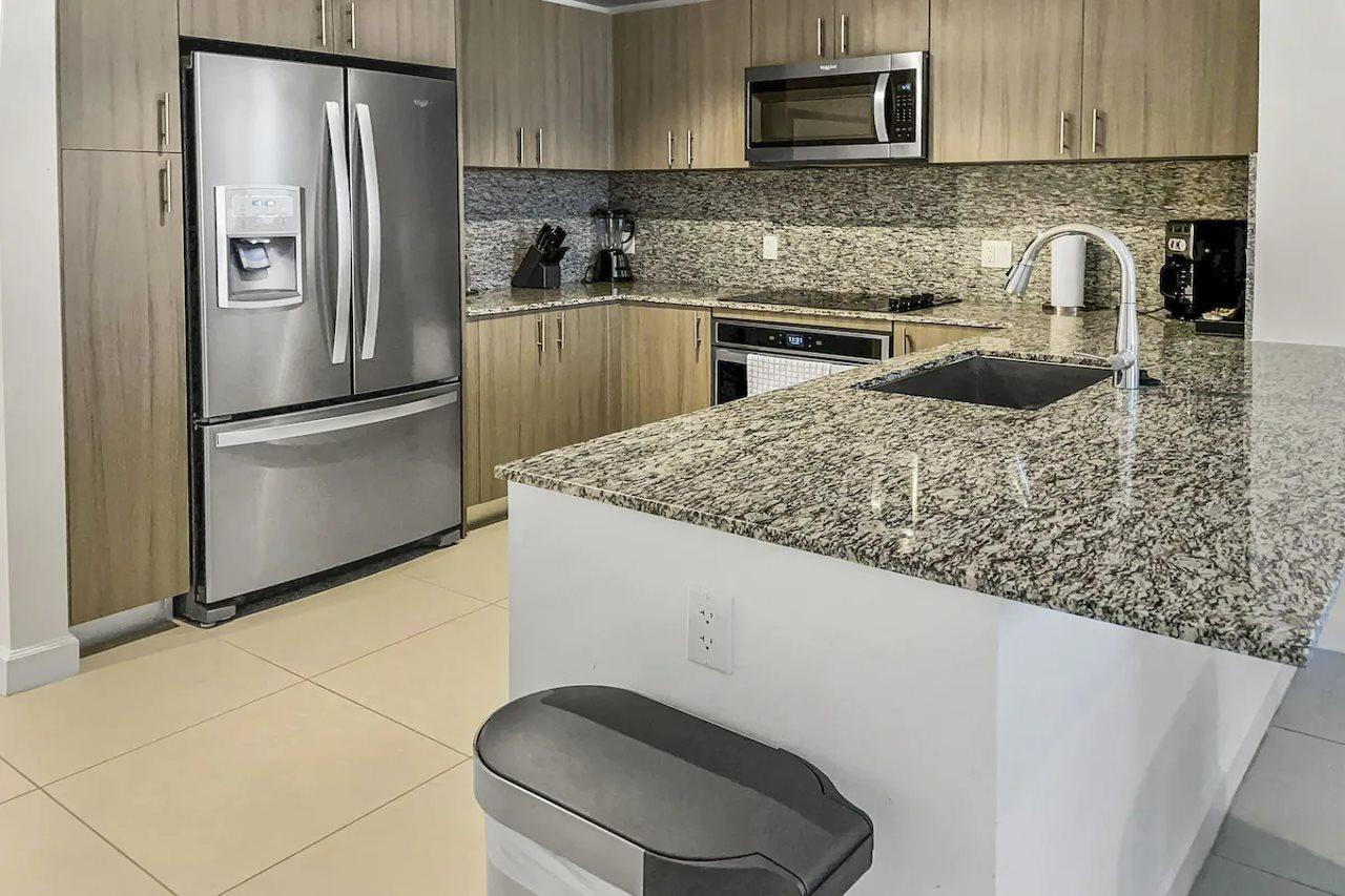Provident Grand Luxury Short-Term Residences Доръл Екстериор снимка